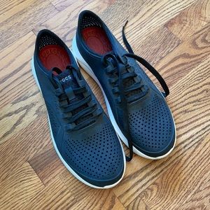 Hardly worn Croc tennis shoes!